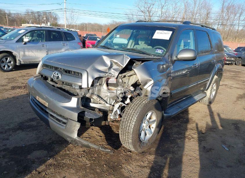 Photo 2 of 2007 Toyota Sequoia SR5 V8 (VIN 5TDBT44A87S277836)