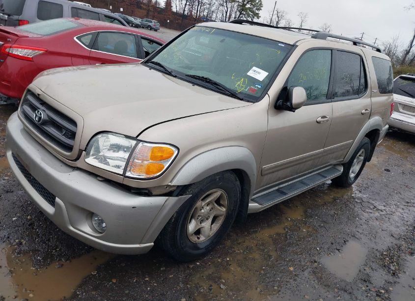 Photo 2 of 2002 Toyota Sequoia SR5 (VIN 5TDBT44A92S104383)