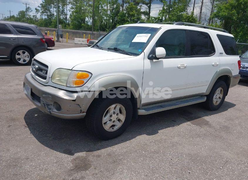 Photo 2 of 2003 Toyota Sequoia SR5 V8 (VIN 5TDBT44A93S186004)