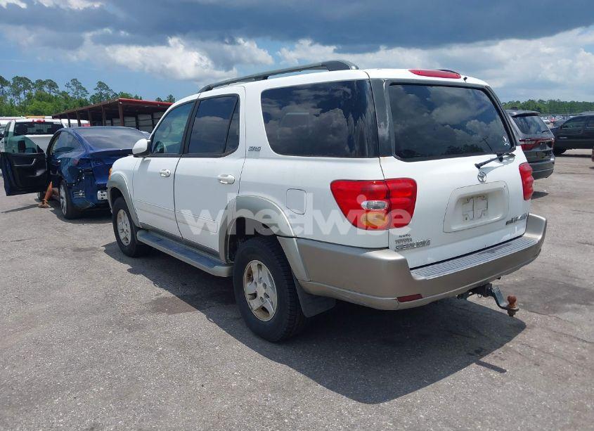 Photo 3 of 2003 Toyota Sequoia SR5 V8 (VIN 5TDBT44A93S186004)