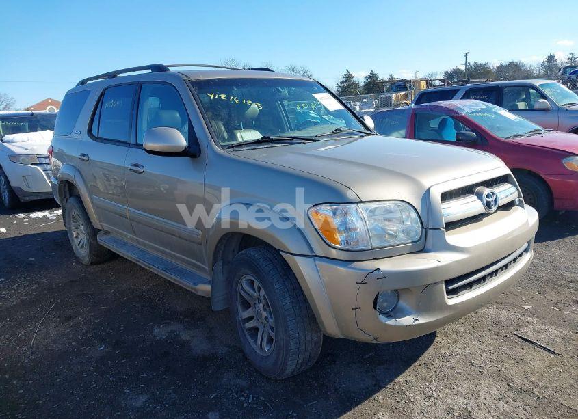 2005 Toyota Sequoia SR5 V8 (VIN 5TDBT44A95S253509) main photo