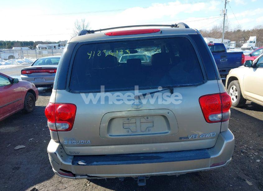 Photo 15 of 2005 Toyota Sequoia SR5 V8 (VIN 5TDBT44A95S253509)
