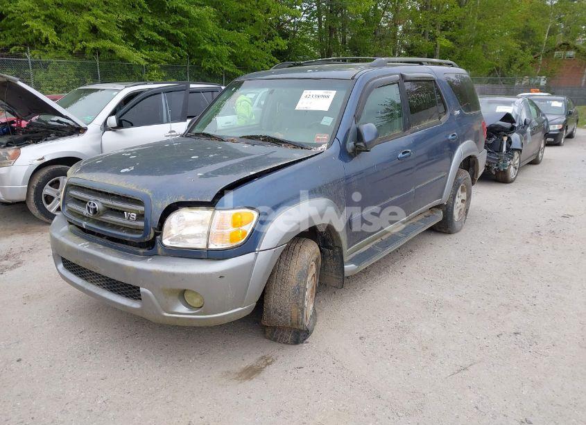 Photo 2 of 2003 Toyota Sequoia SR5 V8 (VIN 5TDBT44AX3S188683)