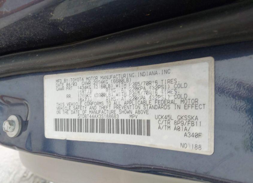 Photo 9 of 2003 Toyota Sequoia SR5 V8 (VIN 5TDBT44AX3S188683)