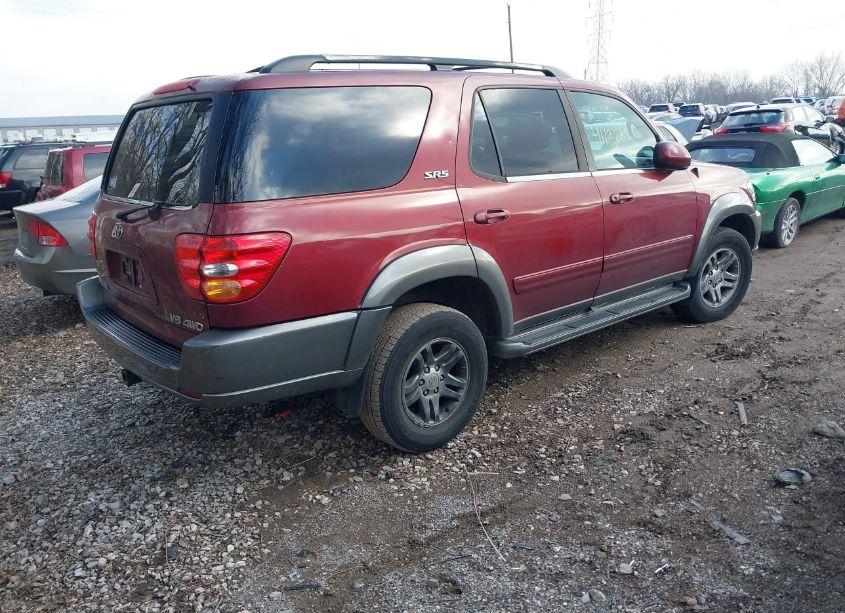 Photo 4 of 2004 Toyota Sequoia SR5 V8 (VIN 5TDBT44AX4S211414)