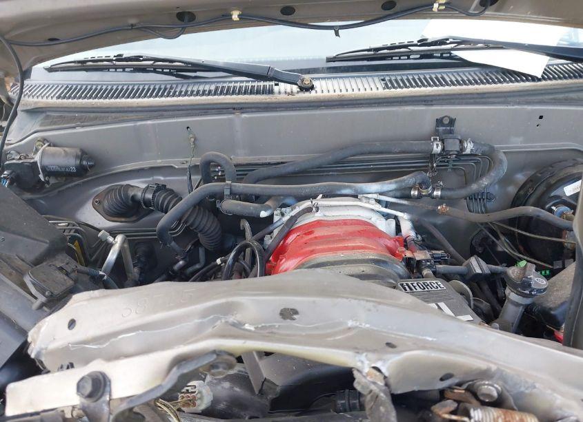 Photo 10 of 2004 Toyota Sequoia SR5 V8 (VIN 5TDBT44AX4S230660)