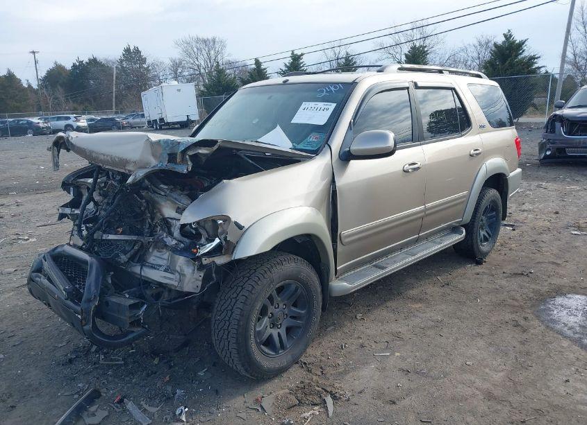 Photo 2 of 2004 Toyota Sequoia SR5 V8 (VIN 5TDBT44AX4S230660)