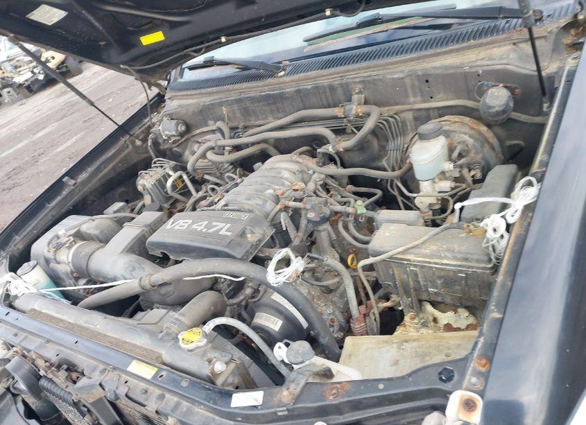 Photo 10 of 2005 Toyota Sequoia SR5 V8 (VIN 5TDBT44AX5S239912)