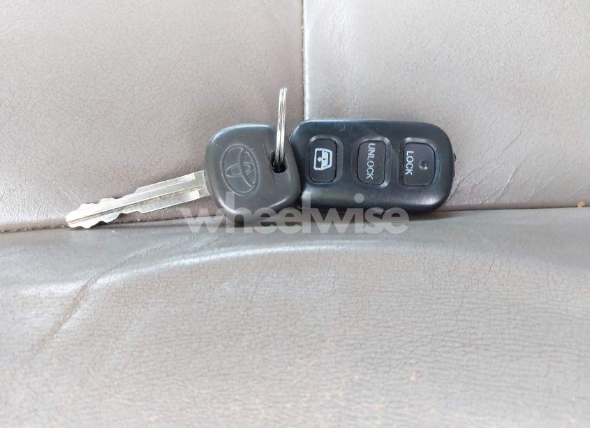 Photo 11 of 2007 Toyota Sequoia SR5 V8 (VIN 5TDBT44AX7S285517)