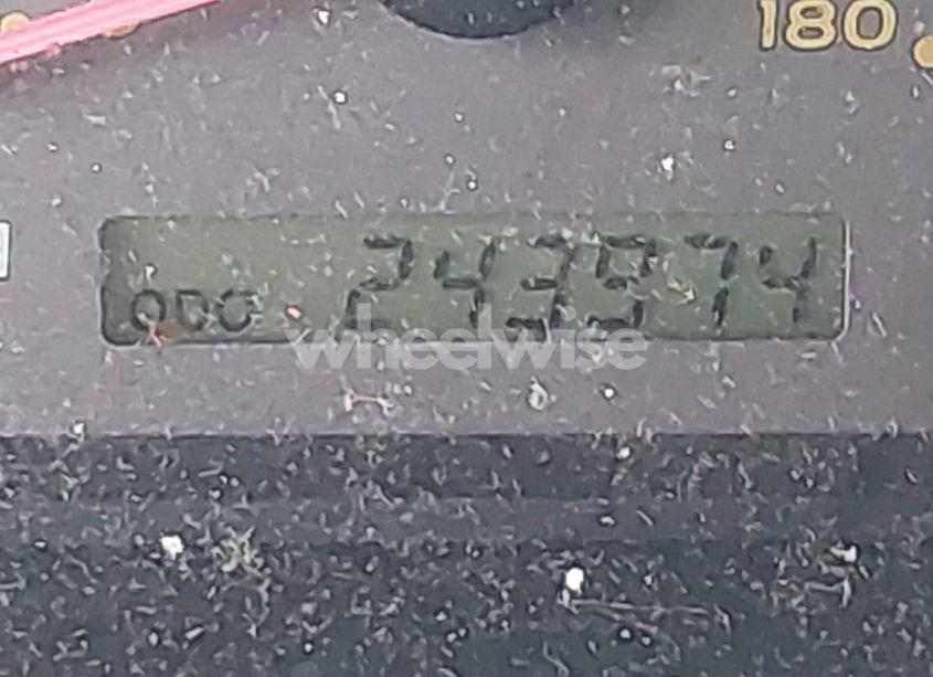 Photo 12 of 2001 Toyota Sequoia LIMITED V8 (VIN 5TDBT48A01S046351)