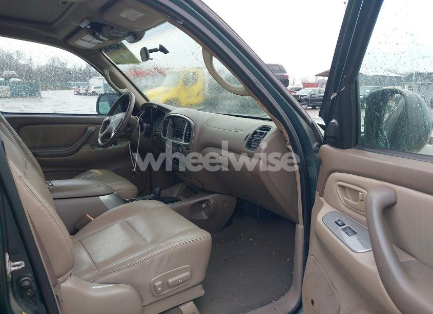 Photo 5 of 2001 Toyota Sequoia LIMITED V8 (VIN 5TDBT48A01S046351)