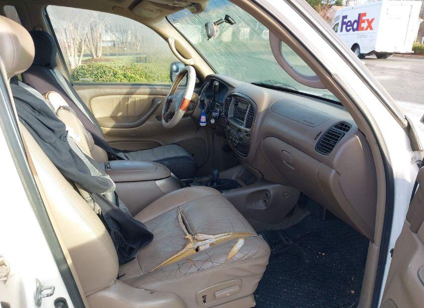 Photo 5 of 2002 Toyota Sequoia LIMITED V8 (VIN 5TDBT48A02S128999)