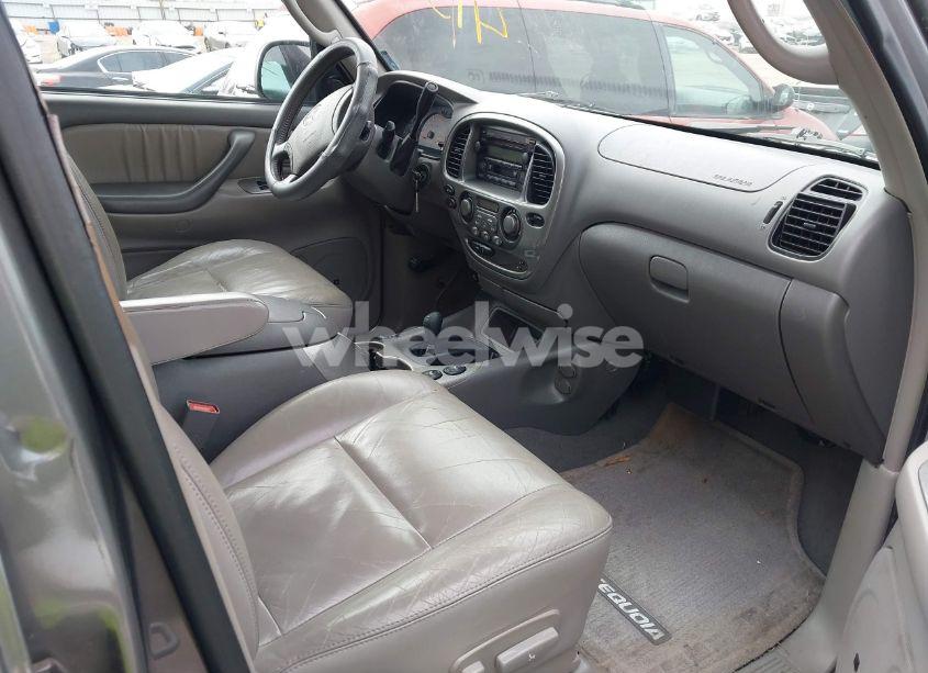 Photo 5 of 2003 Toyota Sequoia LIMITED V8 (VIN 5TDBT48A03S166816)