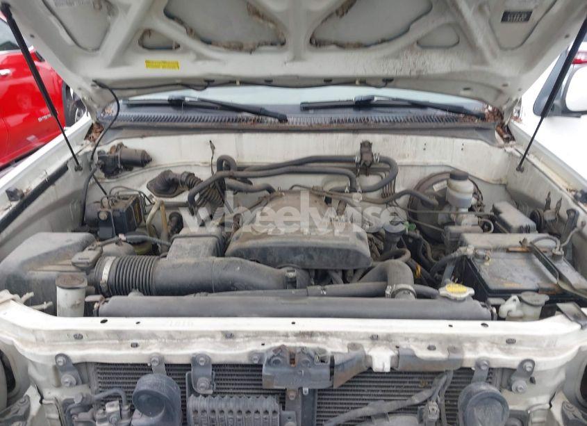 Photo 10 of 2003 Toyota Sequoia LIMITED (VIN 5TDBT48A03S204447)