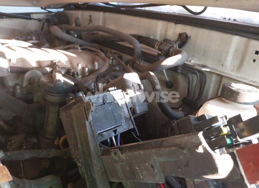 Photo 10 of 2004 Toyota Sequoia LIMITED V8 (VIN 5TDBT48A04S219466)