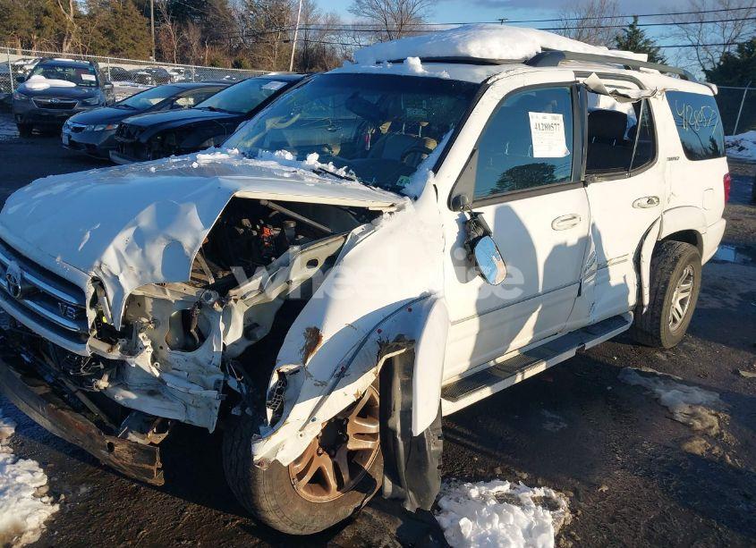 Photo 2 of 2004 Toyota Sequoia LIMITED V8 (VIN 5TDBT48A04S219466)