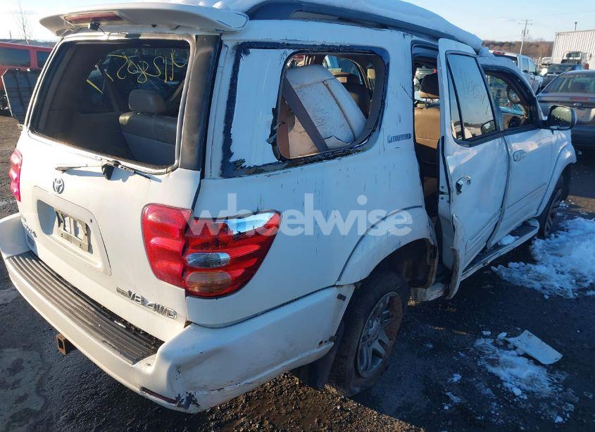 Photo 4 of 2004 Toyota Sequoia LIMITED V8 (VIN 5TDBT48A04S219466)