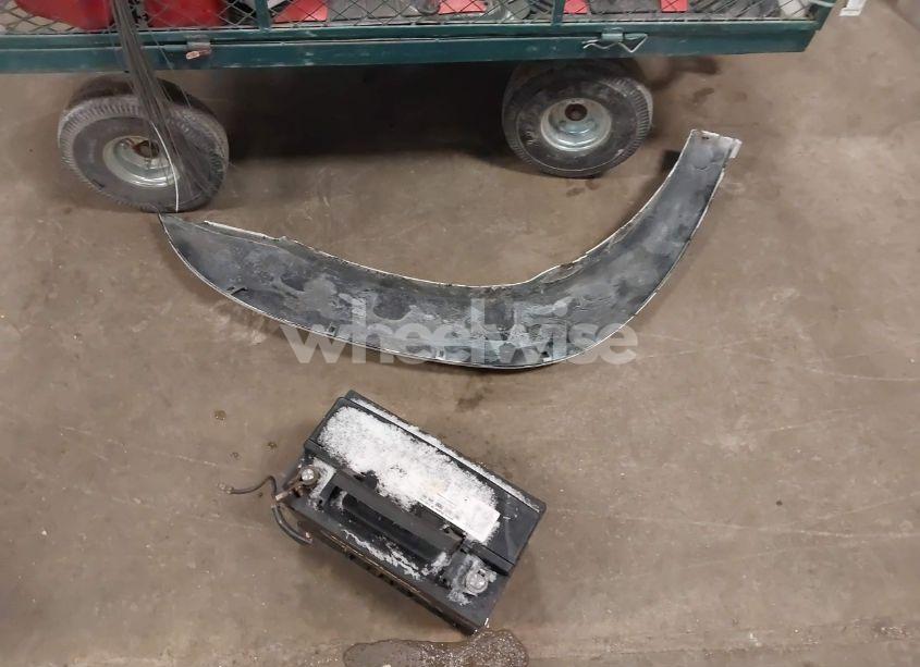 Photo 12 of 2006 Toyota Sequoia LIMITED V8 (VIN 5TDBT48A06S262997)