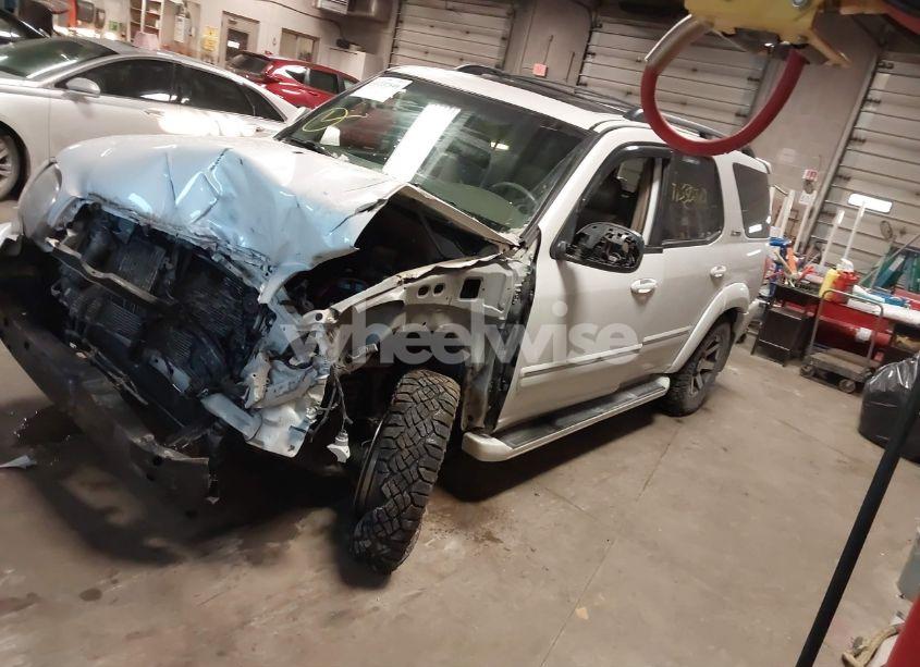 Photo 2 of 2006 Toyota Sequoia LIMITED V8 (VIN 5TDBT48A06S262997)