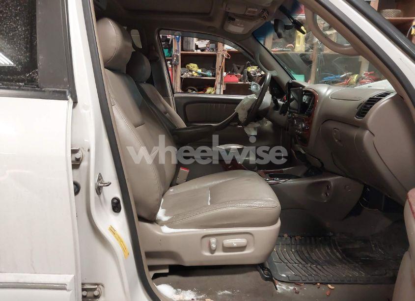 Photo 5 of 2006 Toyota Sequoia LIMITED V8 (VIN 5TDBT48A06S262997)