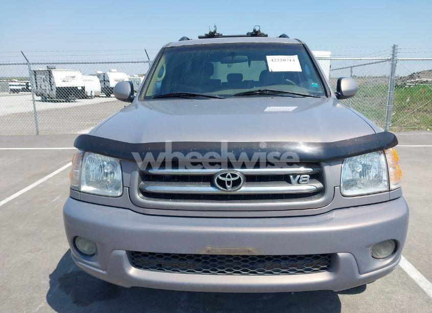 Photo 12 of 2001 Toyota Sequoia LIMITED V8 (VIN 5TDBT48A11S009891)