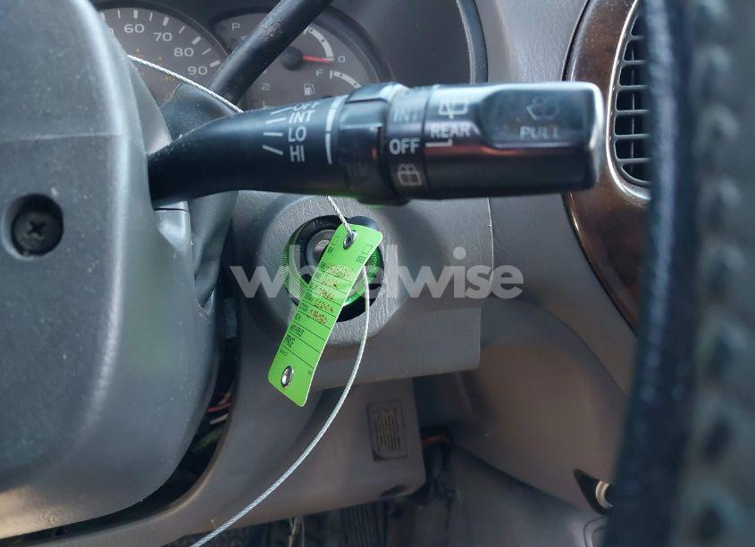 Photo 11 of 2002 Toyota Sequoia LIMITED V8 (VIN 5TDBT48A12S099030)