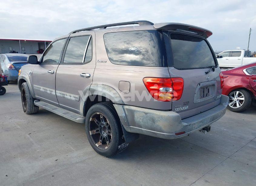 Photo 3 of 2002 Toyota Sequoia LIMITED V8 (VIN 5TDBT48A12S099030)