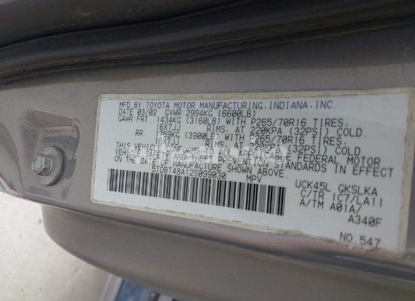 Photo 9 of 2002 Toyota Sequoia LIMITED V8 (VIN 5TDBT48A12S099030)