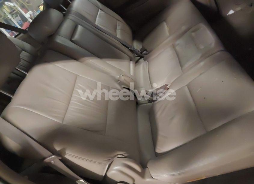 Photo 12 of 2004 Toyota Sequoia LIMITED V8 (VIN 5TDBT48A14S211599)