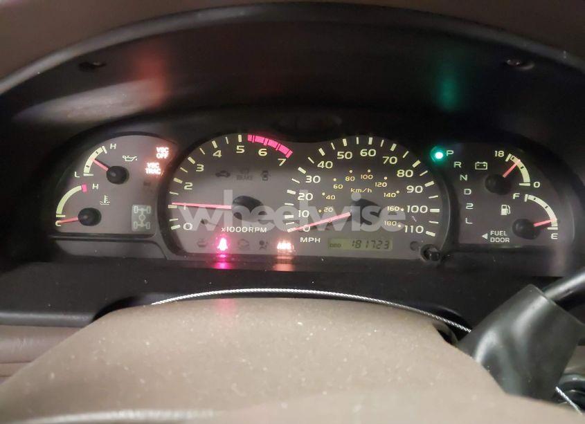 Photo 7 of 2004 Toyota Sequoia LIMITED V8 (VIN 5TDBT48A14S211599)