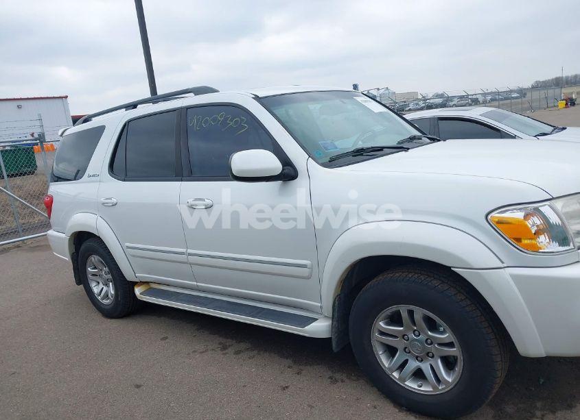 Photo 13 of 2006 Toyota Sequoia LIMITED V8 (VIN 5TDBT48A16S258005)