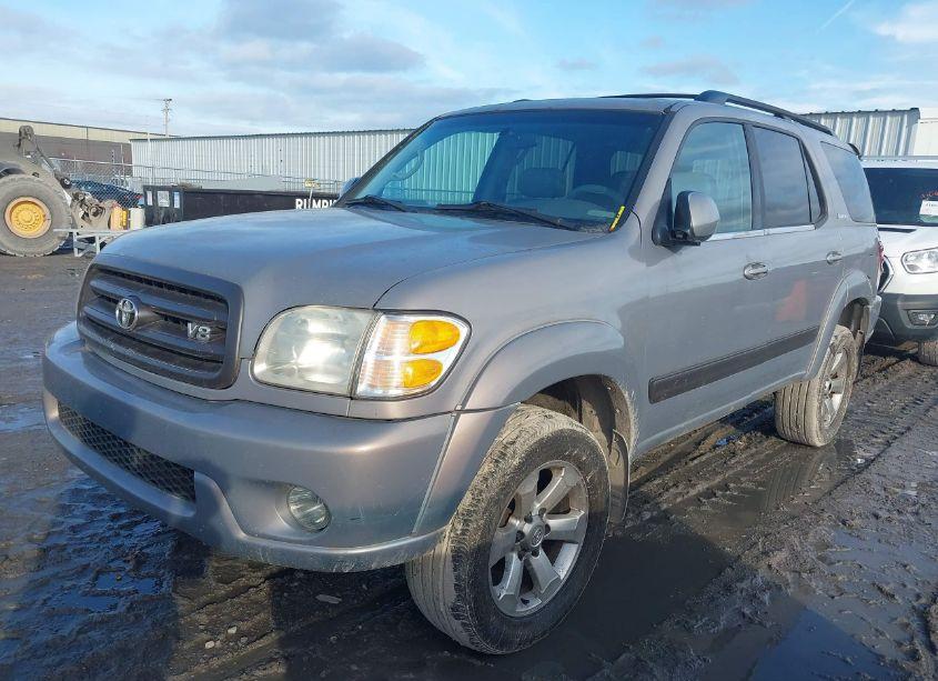 Photo 2 of 2001 Toyota Sequoia LIMITED V8 (VIN 5TDBT48A21S000231)