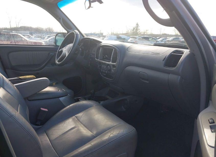 Photo 5 of 2001 Toyota Sequoia LIMITED V8 (VIN 5TDBT48A21S000231)