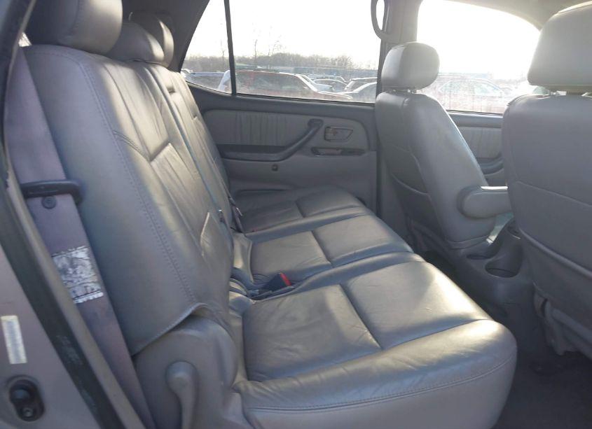 Photo 8 of 2001 Toyota Sequoia LIMITED V8 (VIN 5TDBT48A21S000231)