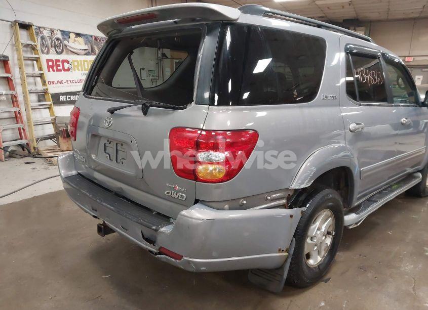 Photo 18 of 2001 Toyota Sequoia LIMITED V8 (VIN 5TDBT48A21S022827)