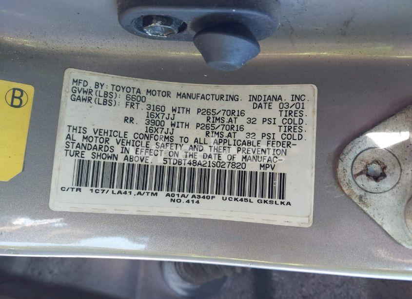 Photo 9 of 2001 Toyota Sequoia LIMITED V8 (VIN 5TDBT48A21S027820)