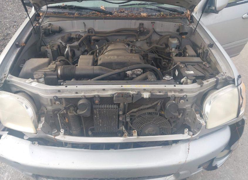Photo 10 of 2001 Toyota Sequoia LIMITED V8 (VIN 5TDBT48A21S035500)