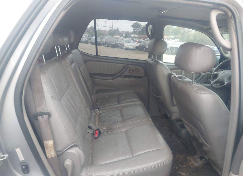 Photo 8 of 2001 Toyota Sequoia LIMITED V8 (VIN 5TDBT48A21S035500)