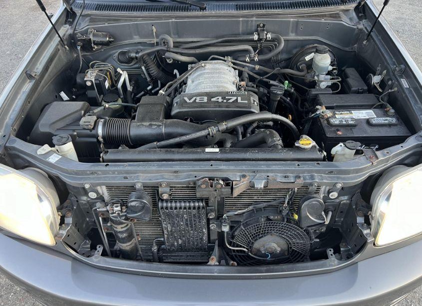 Photo 10 of 2004 Toyota Sequoia LIMITED V8 (VIN 5TDBT48A24S205116)