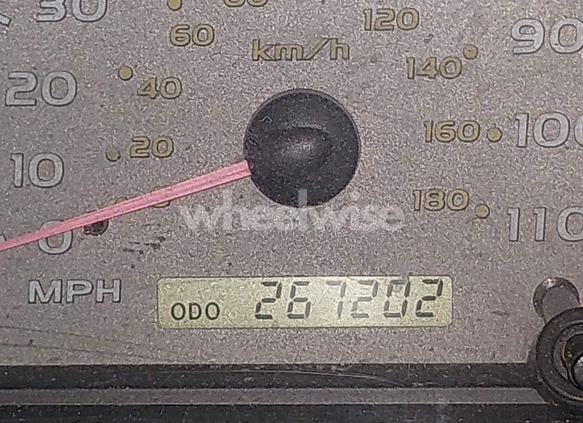 Photo 7 of 2004 Toyota Sequoia LIMITED V8 (VIN 5TDBT48A24S222868)