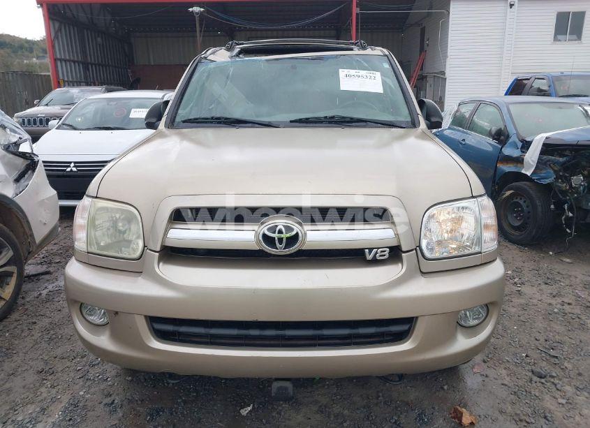 Photo 12 of 2005 Toyota Sequoia LIMITED V8 (VIN 5TDBT48A25S239512)