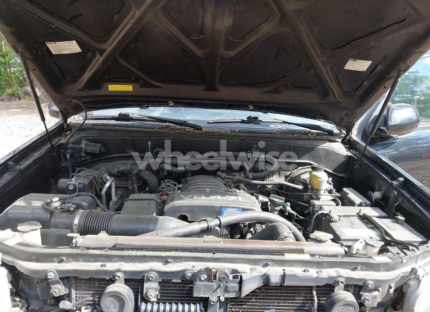 Photo 10 of 2005 Toyota Sequoia LIMITED V8 (VIN 5TDBT48A25S251790)