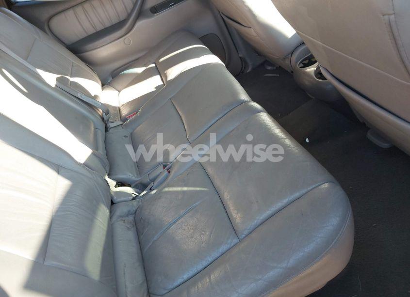 Photo 8 of 2006 Toyota Sequoia LIMITED V8 (VIN 5TDBT48A26S264668)