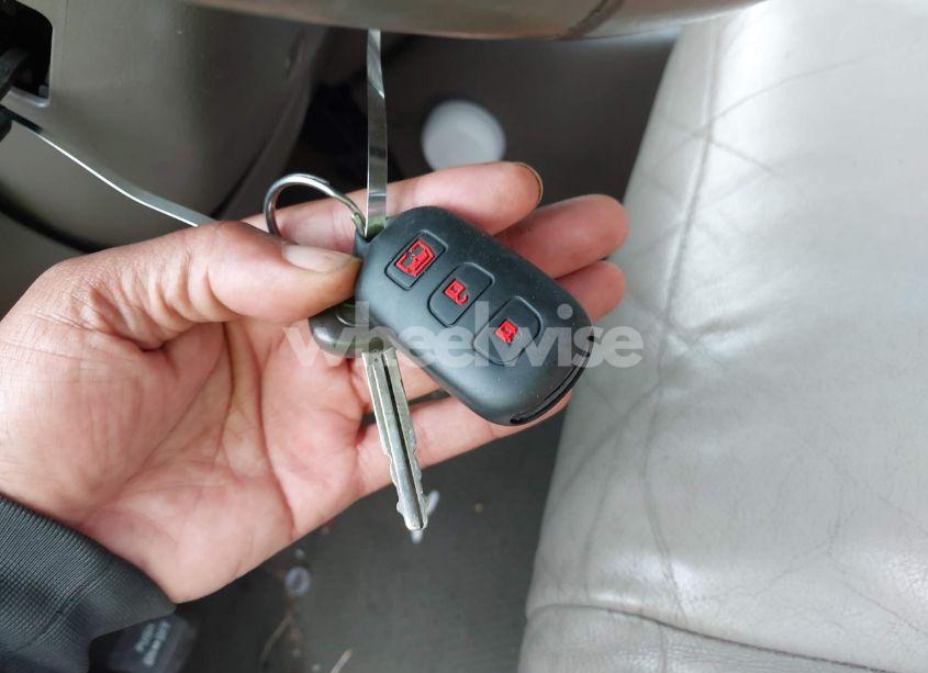 Photo 11 of 2007 Toyota Sequoia LIMITED V8 (VIN 5TDBT48A27S287739)