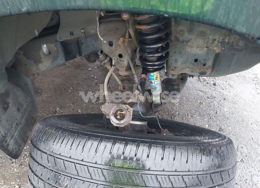 Photo 12 of 2003 Toyota Sequoia LIMITED V8 (VIN 5TDBT48A33S171475)