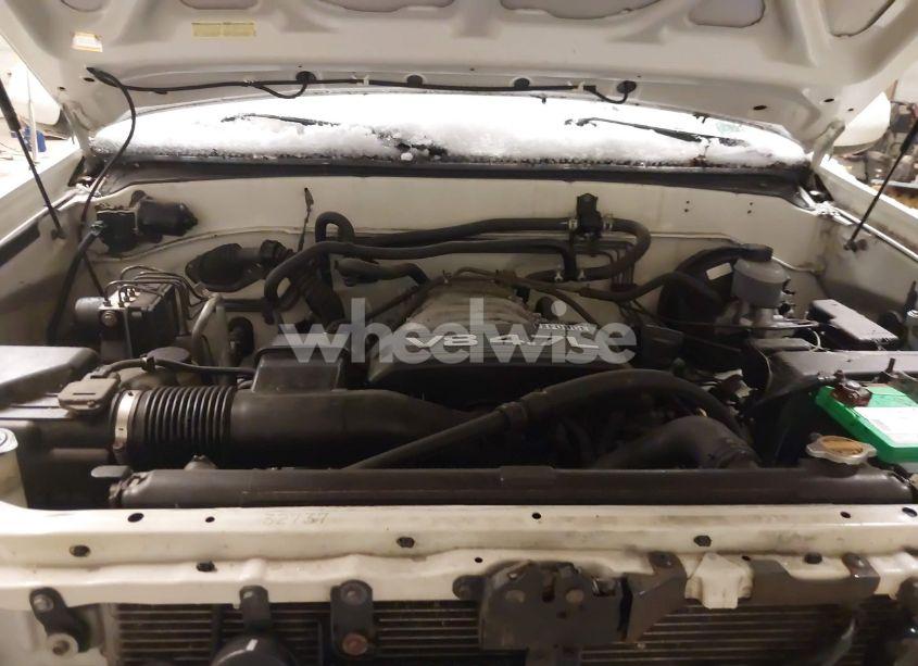 Photo 10 of 2003 Toyota Sequoia LIMITED V8 (VIN 5TDBT48A33S177406)