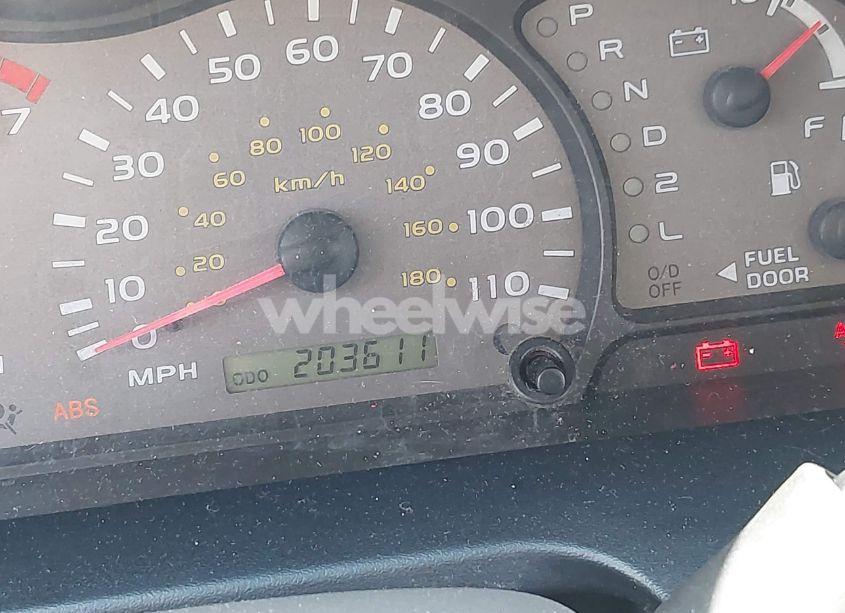 Photo 7 of 2004 Toyota Sequoia LIMITED V8 (VIN 5TDBT48A34S215573)