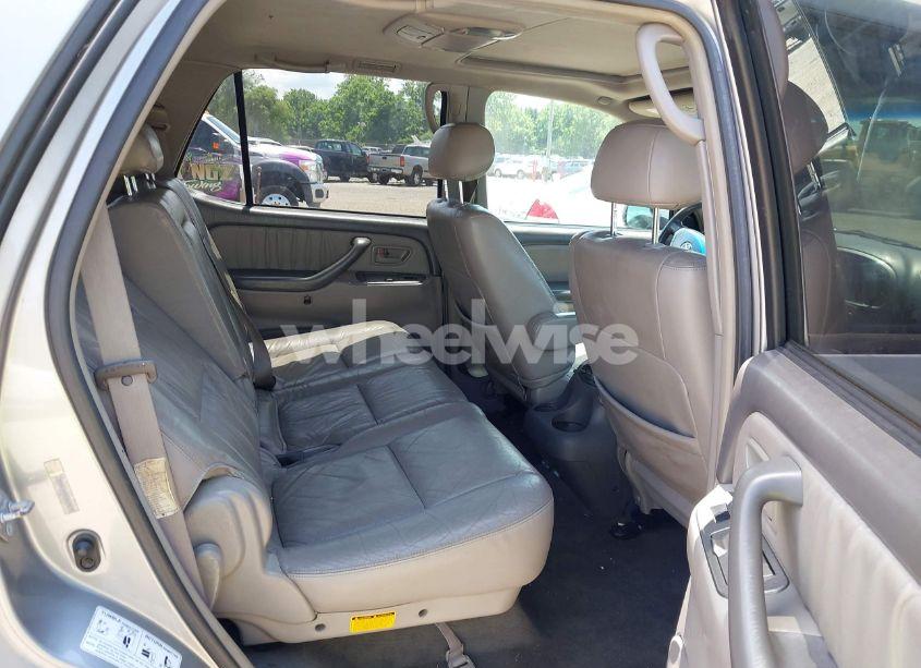 Photo 8 of 2004 Toyota Sequoia LIMITED V8 (VIN 5TDBT48A34S215573)