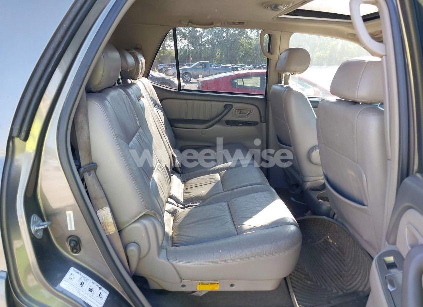 Photo 8 of 2004 Toyota Sequoia LIMITED V8 (VIN 5TDBT48A34S228081)