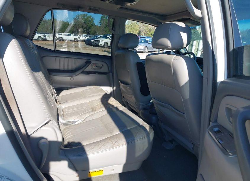 Photo 8 of 2001 Toyota Sequoia LIMITED V8 (VIN 5TDBT48A41S027320)